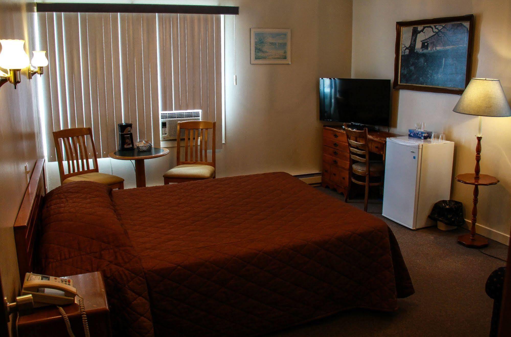 Hotel Harbour Grace Екстериор снимка